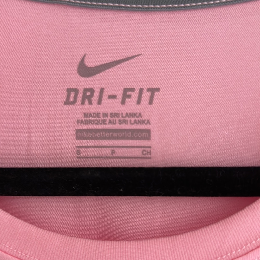Nike Top - Picture 4 of 5